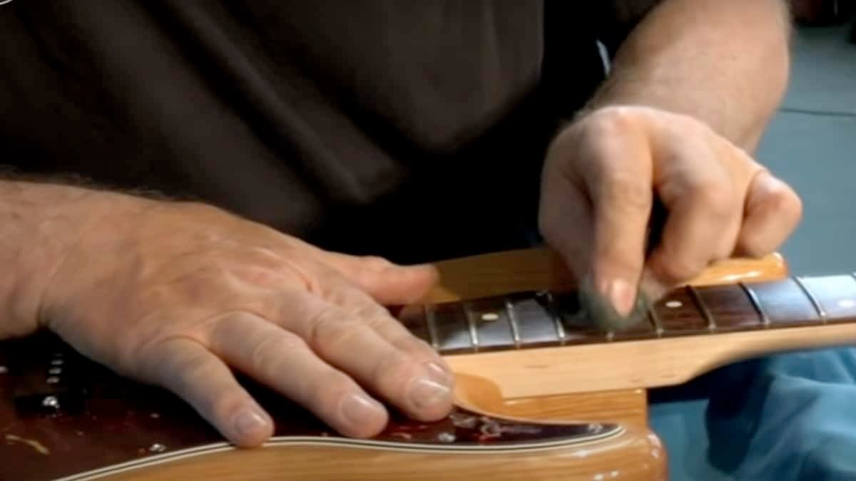 How to Maintain Your Bass Guitar