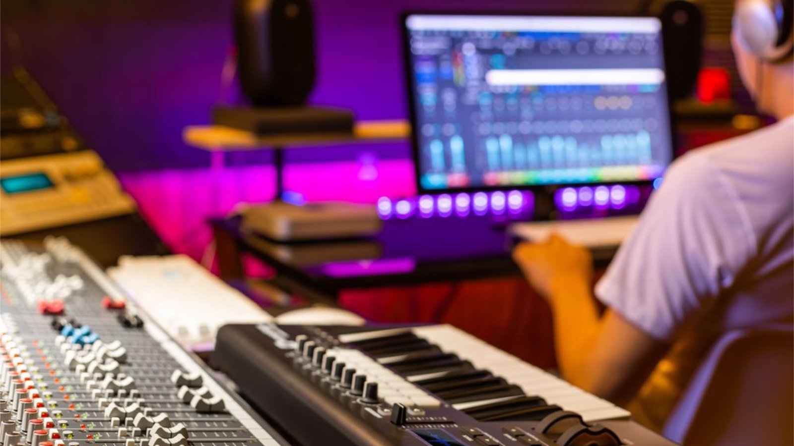 How to Stay Inspired in Music Production