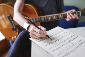 Music Composition vs. Songwriting: Key Differences